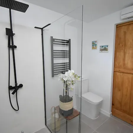 5040 Casa Markoli